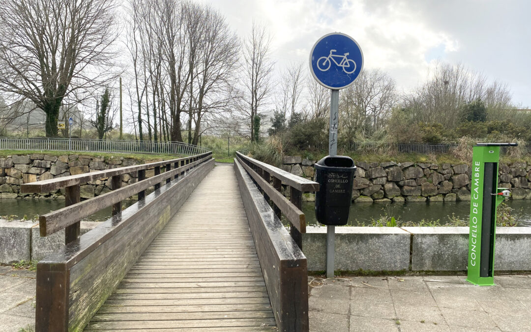 O Concello cumpre unha nova demanda veciñal coa instalación de tres puntos de arranxo de bicicletas