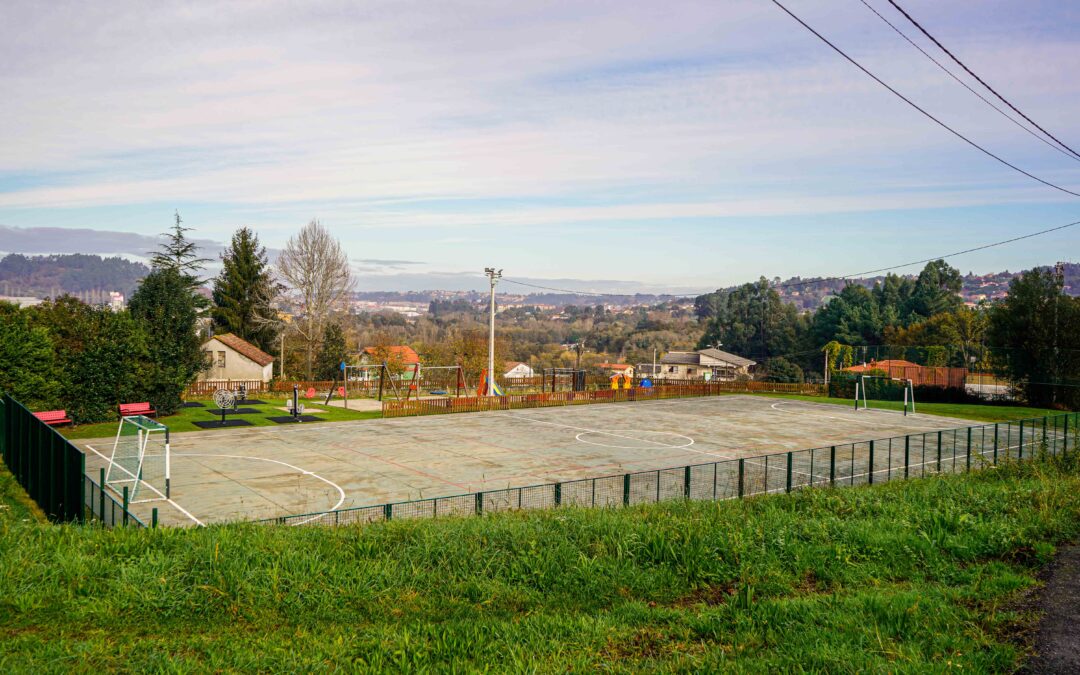 O Concello instalará novo mobiliario e elementos deportivos en sete instalacións municipais
