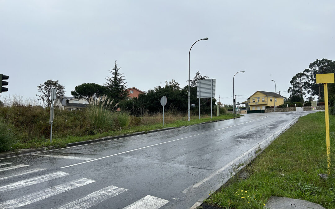 O alcalde solicita á Deputación que complete as beirarrúas na zona da rotonda da Rocha
