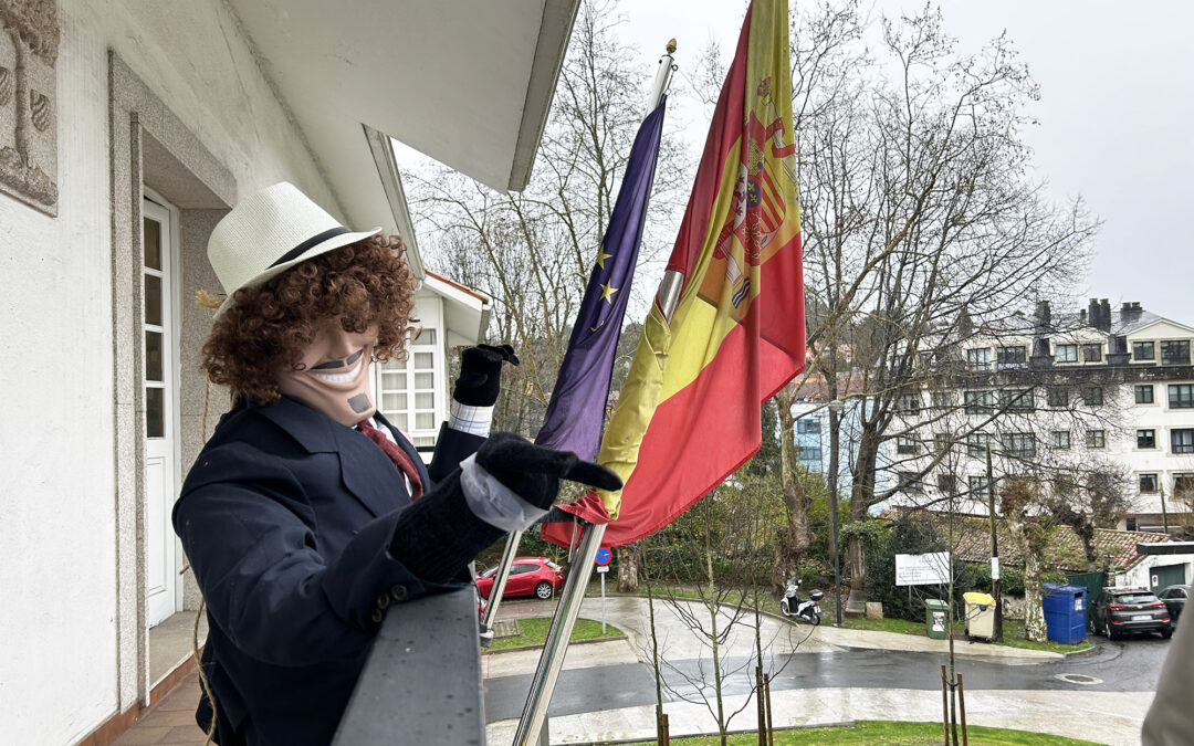 O Choqueiro aterra en Cambre para inaugurar as festas de Entroido