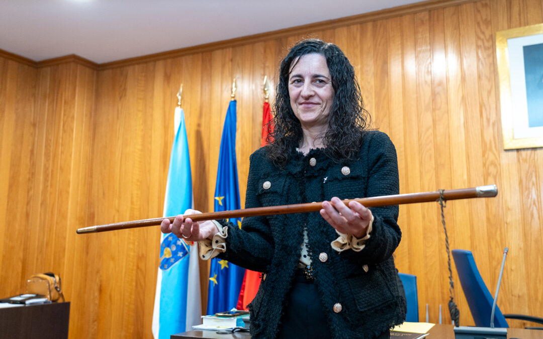 María Pan, elegida nueva alcaldesa de Cambre: «Os tempos requiren de valentía e responsabilidade política e ese é o meu compromiso»